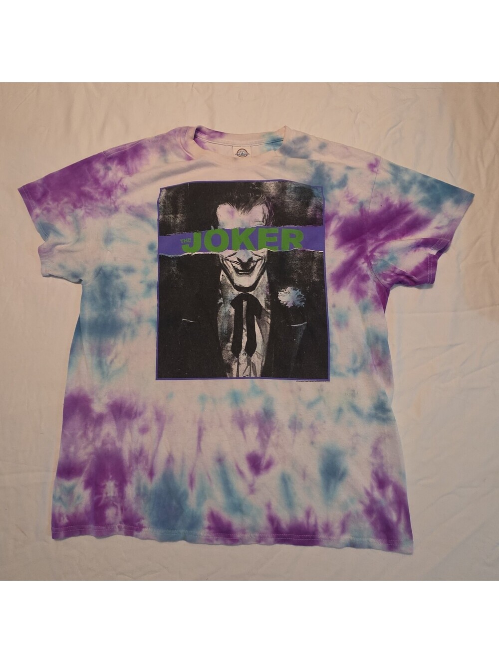 Delta Pro Weight The Joker TShirt Sz L Mens White DC Comics Graphic Batman Retro